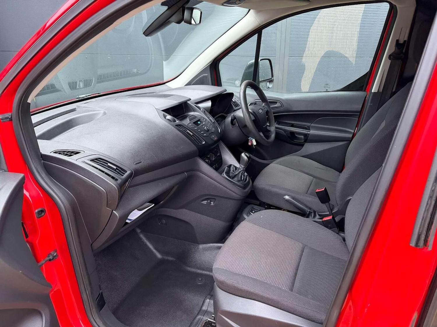 Used Ford Transit Connect 2017 for sale - 76583340: Photo 13