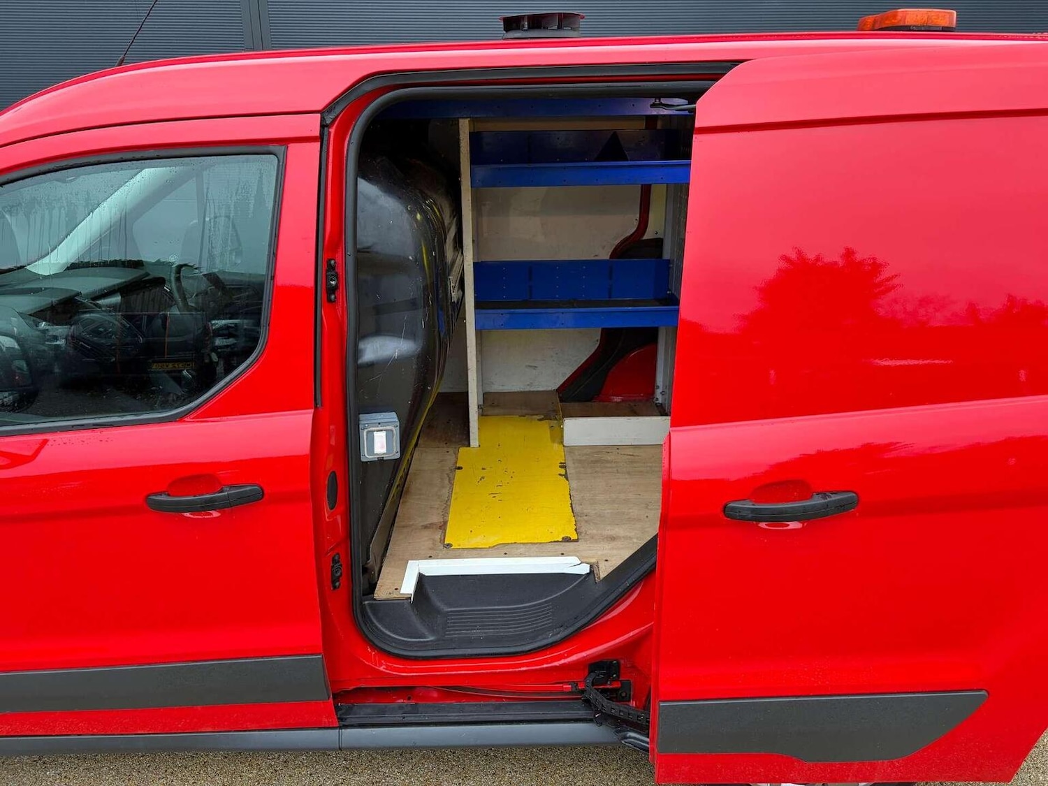 Used Ford Transit Connect 2017 for sale - 76583340: Photo 19