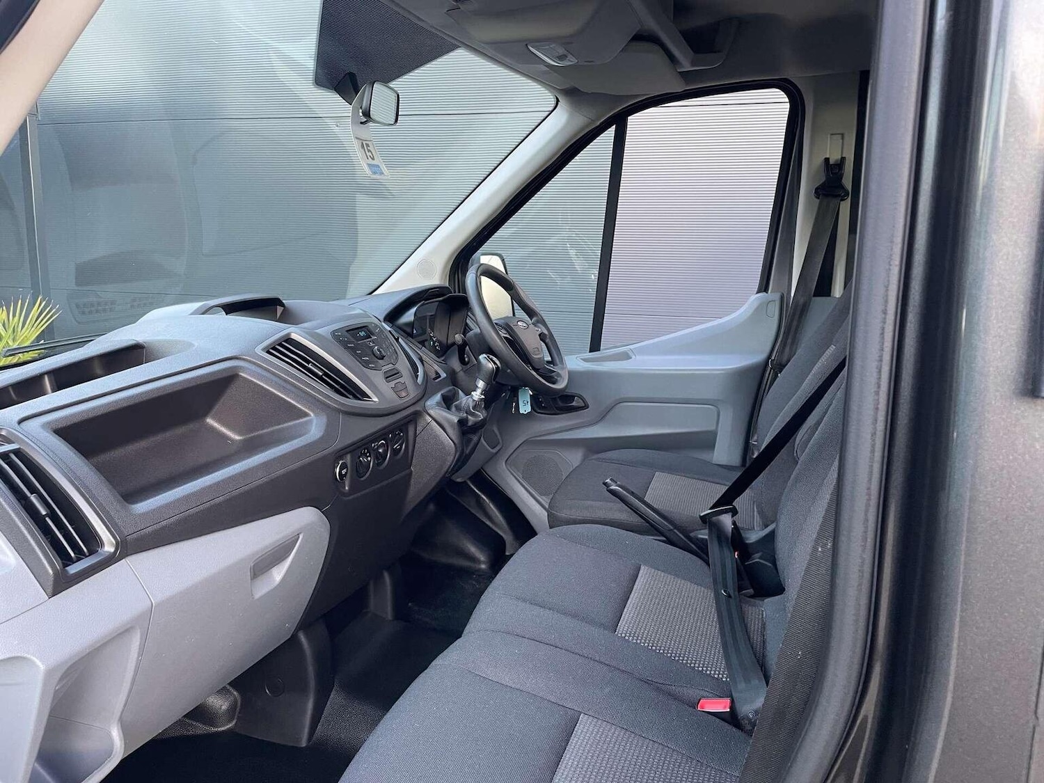 Used Ford Transit 2018 for sale - 76968562: Photo 10