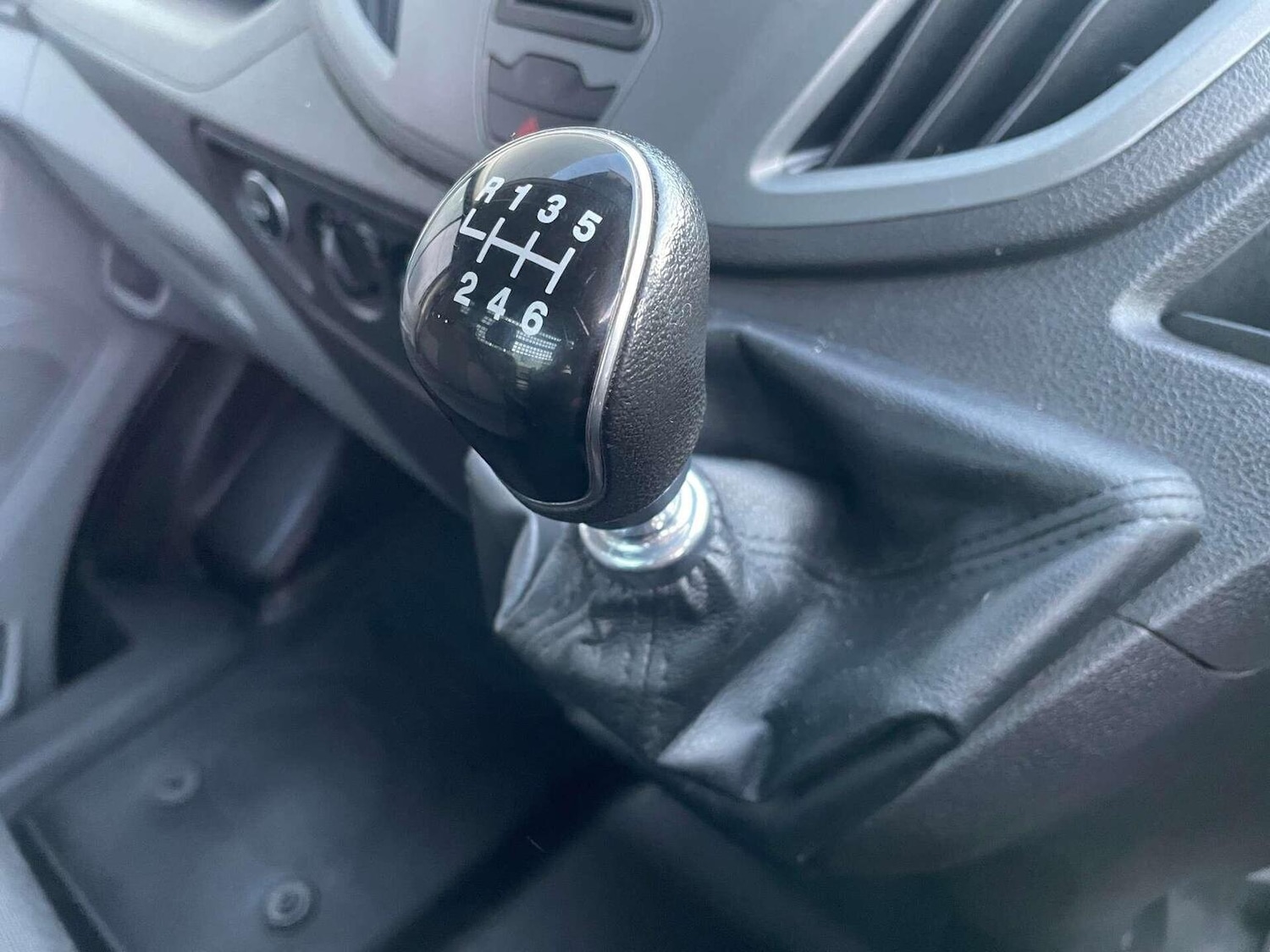 Used Ford Transit 2018 for sale - 76968562: Photo 21