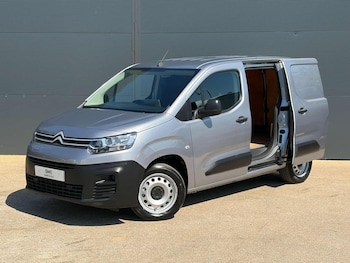 Used Citroen Berlingo 2023 for sale - 79495447: Photo