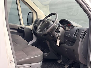 Used Peugeot Boxer 2023 for sale - 77759003: Photo