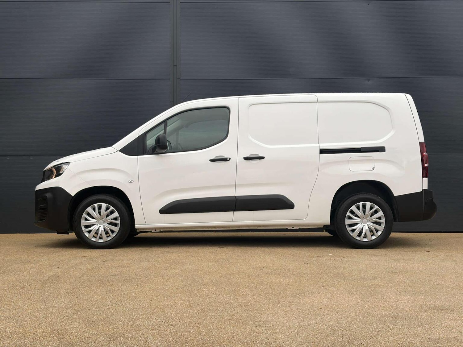 Used Peugeot Partner 2021 for sale - 77813109: Photo 15