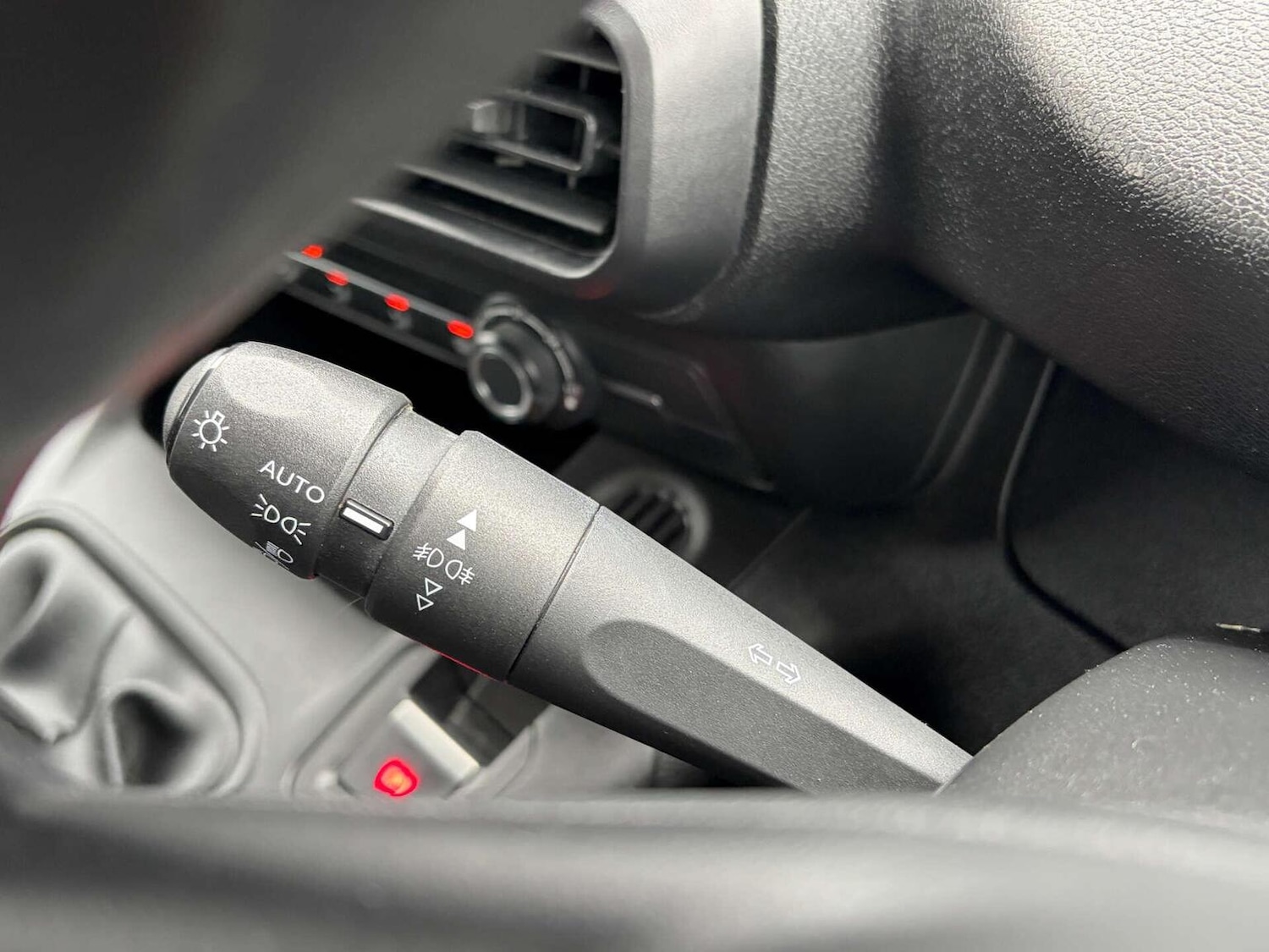 Used Peugeot Partner 2021 for sale - 77813109: Photo 42