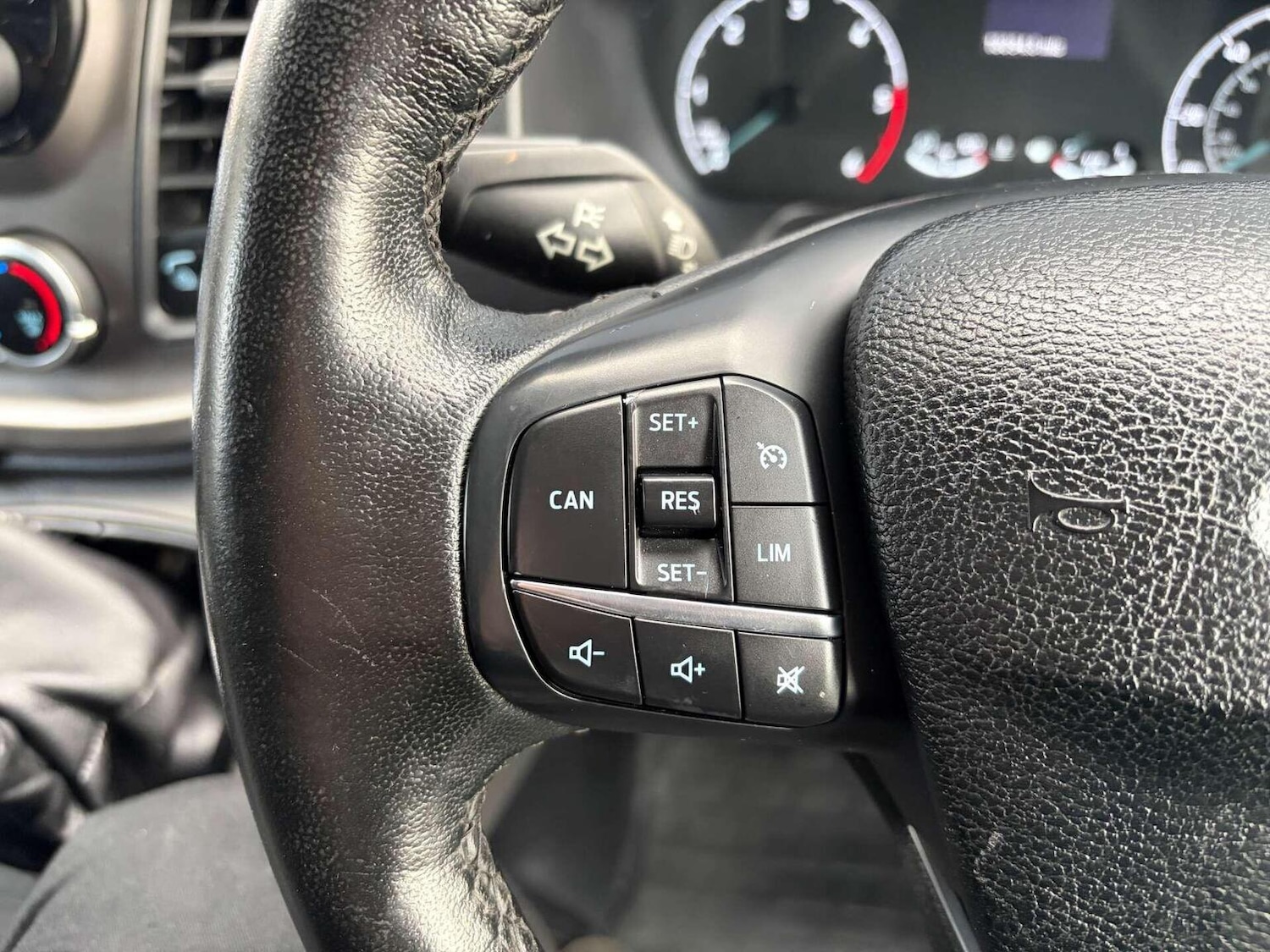 Used Ford Transit Custom 2019 for sale - 76963361: Photo 28