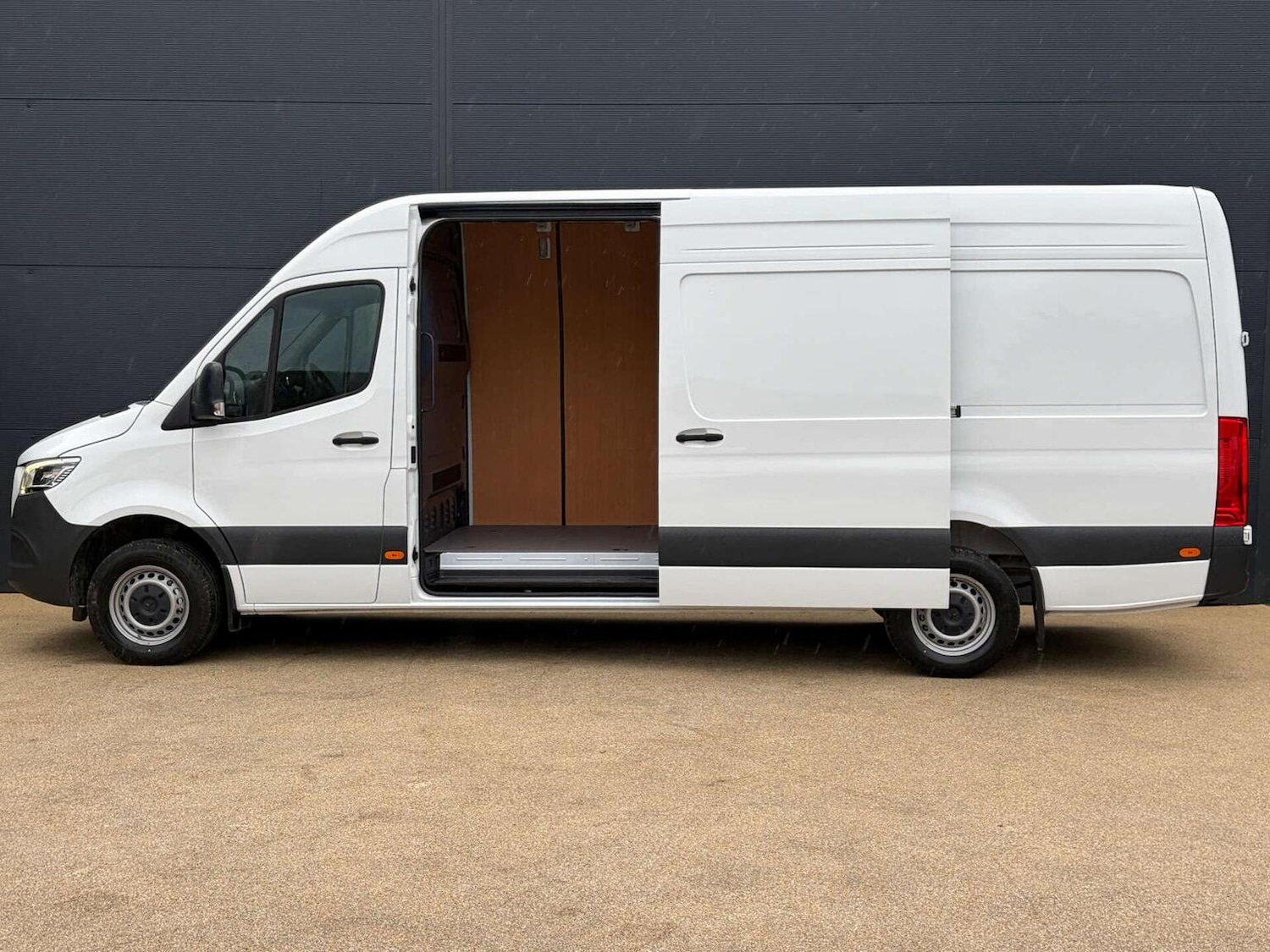 Used Mercedes-Benz Sprinter 2025 for sale - 77721263: Photo 10
