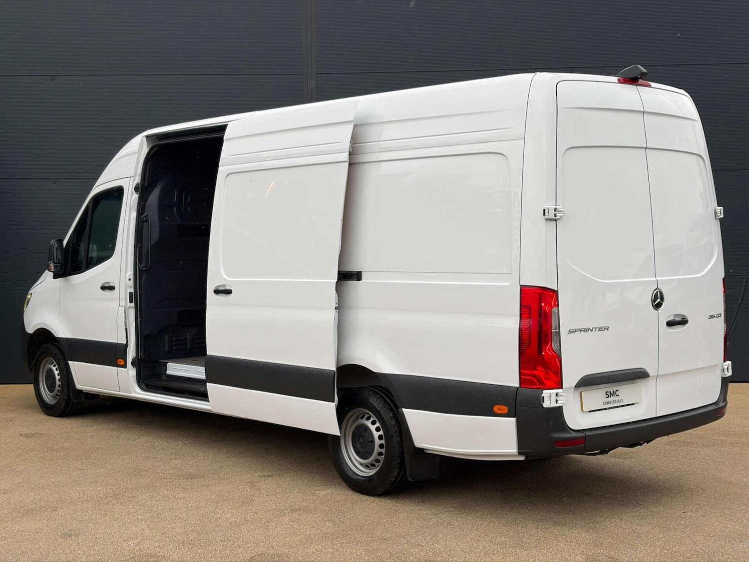 Used Mercedes-Benz Sprinter 2025 for sale - 77721263: Photo 11