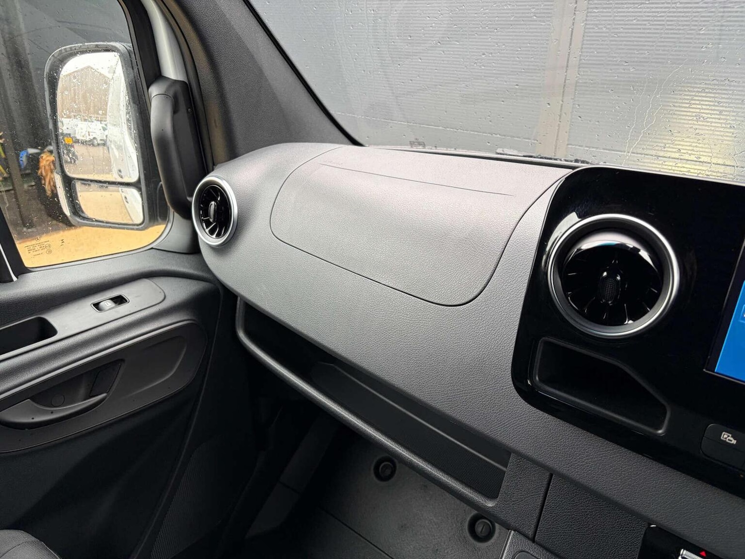 Used Mercedes-Benz Sprinter 2025 for sale - 77721263: Photo 41