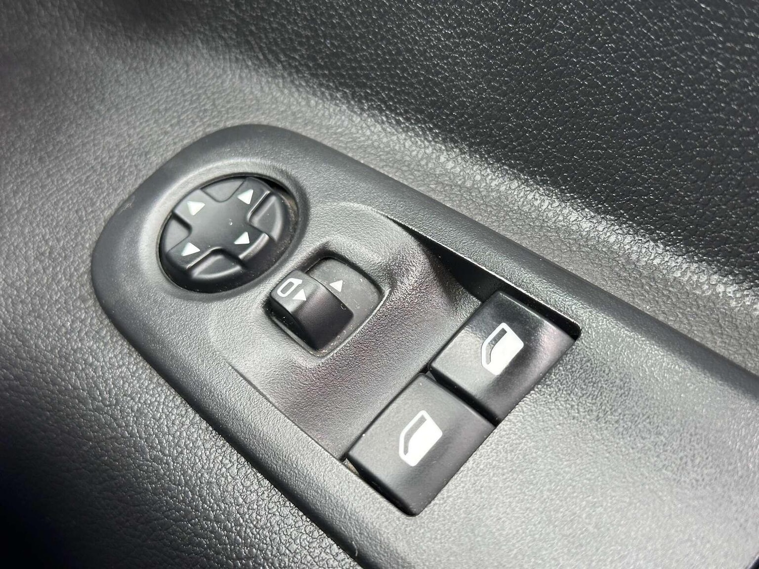 Used Peugeot Partner 2021 for sale - 77521949: Photo 22