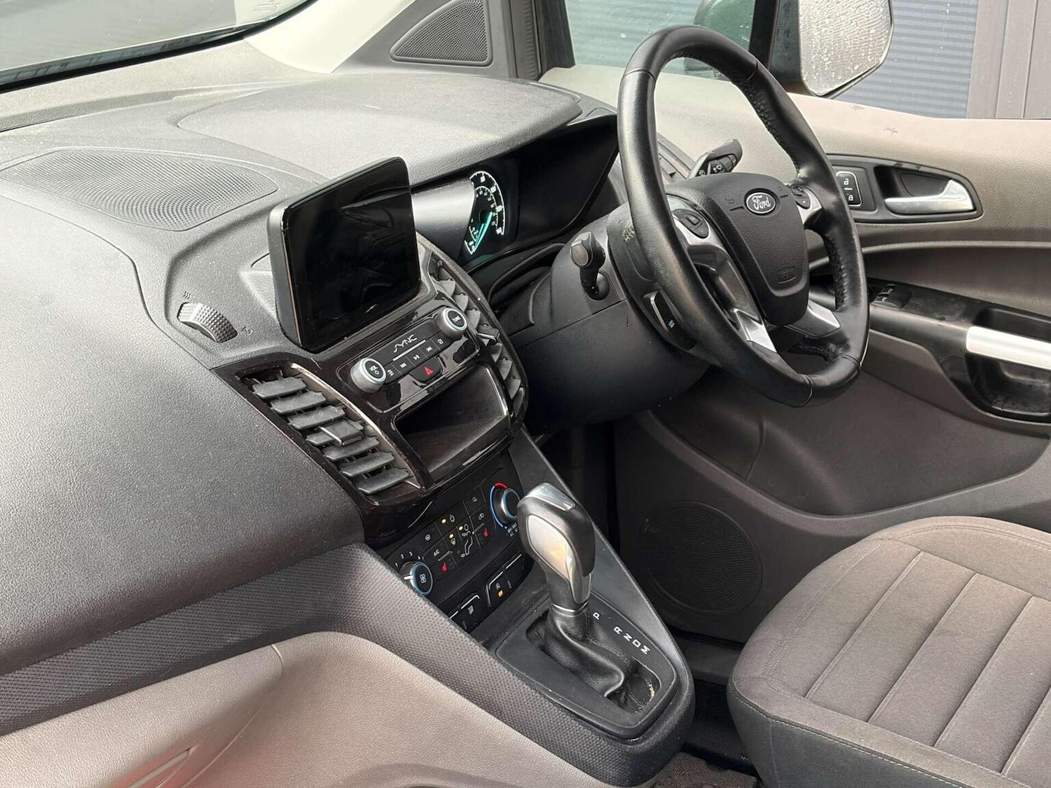 Used Ford Transit Connect 2023 for sale - 77453038: Photo 2