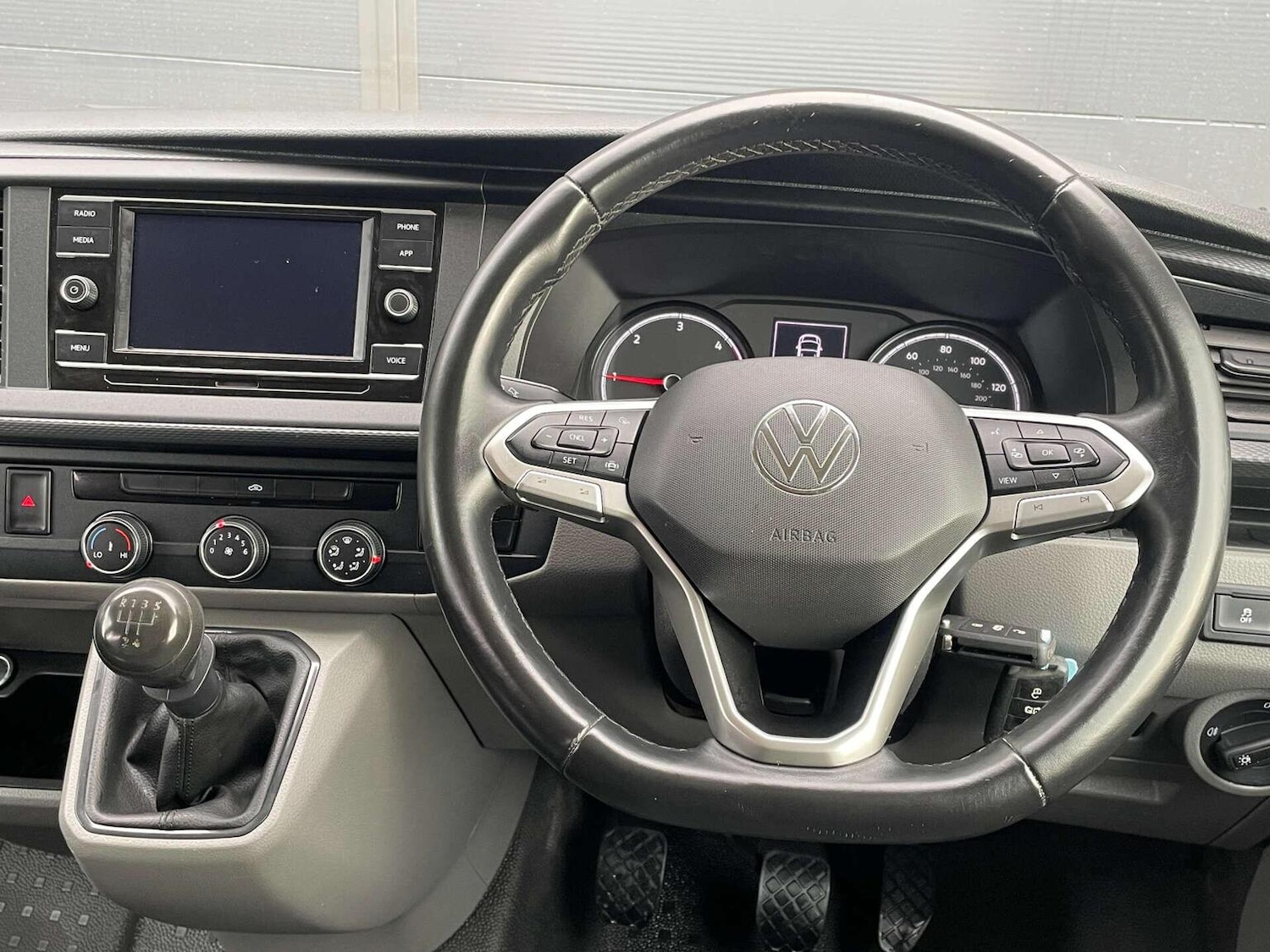 Used Volkswagen Transporter 2021 for sale - 76547937: Photo 32