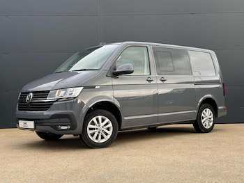 Used Volkswagen Transporter 2024 for sale - 77622477: Photo
