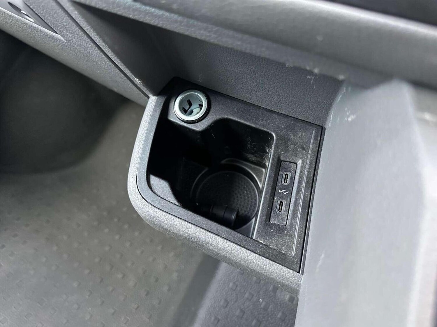 Used Volkswagen Transporter 2024 for sale - 77622477: Photo 33