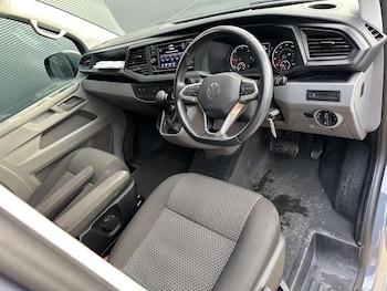 Used Volkswagen Transporter 2024 for sale - 77622477: Photo