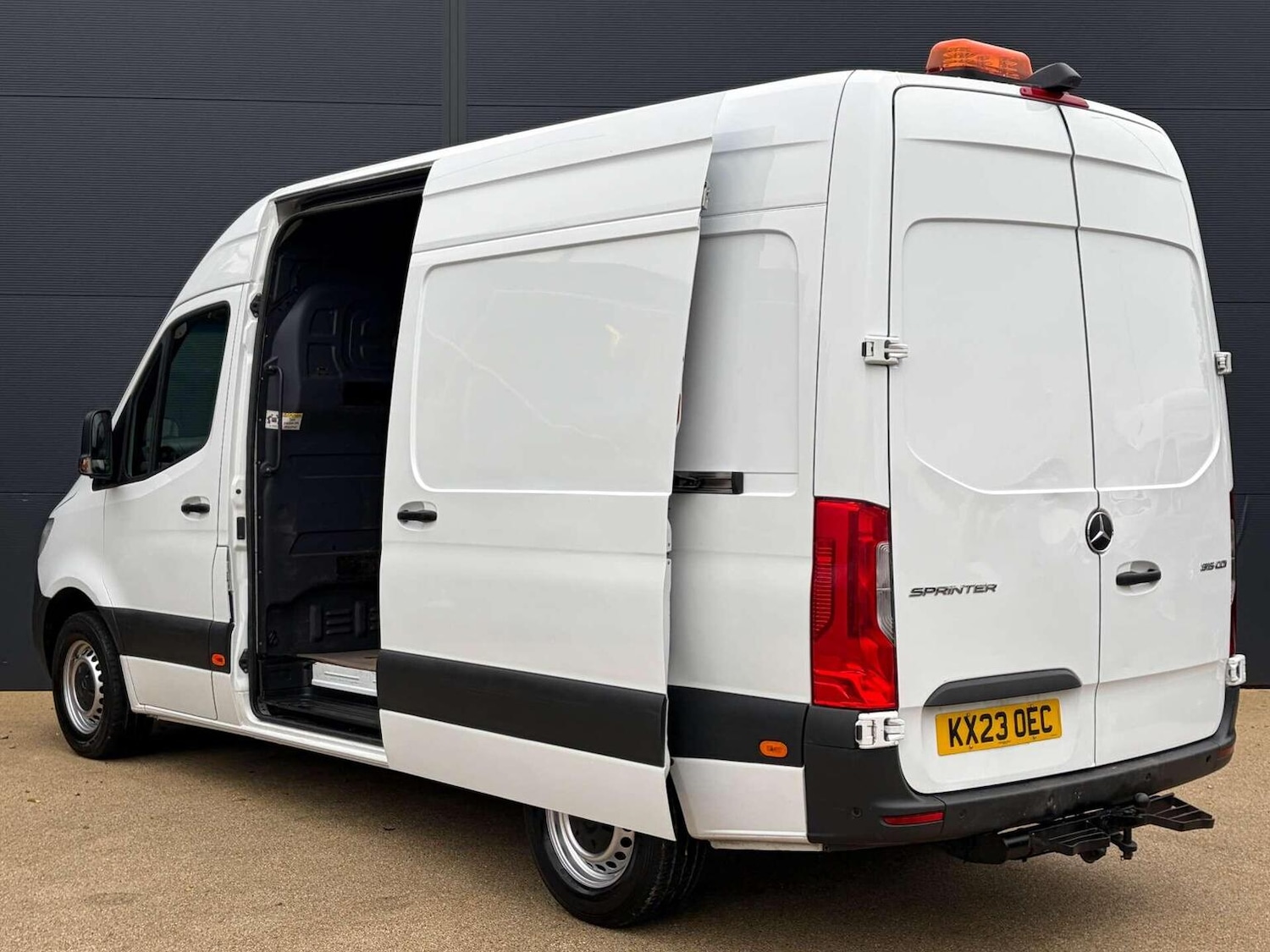 Used Mercedes-Benz Sprinter 2023 for sale - 77336213: Photo 10