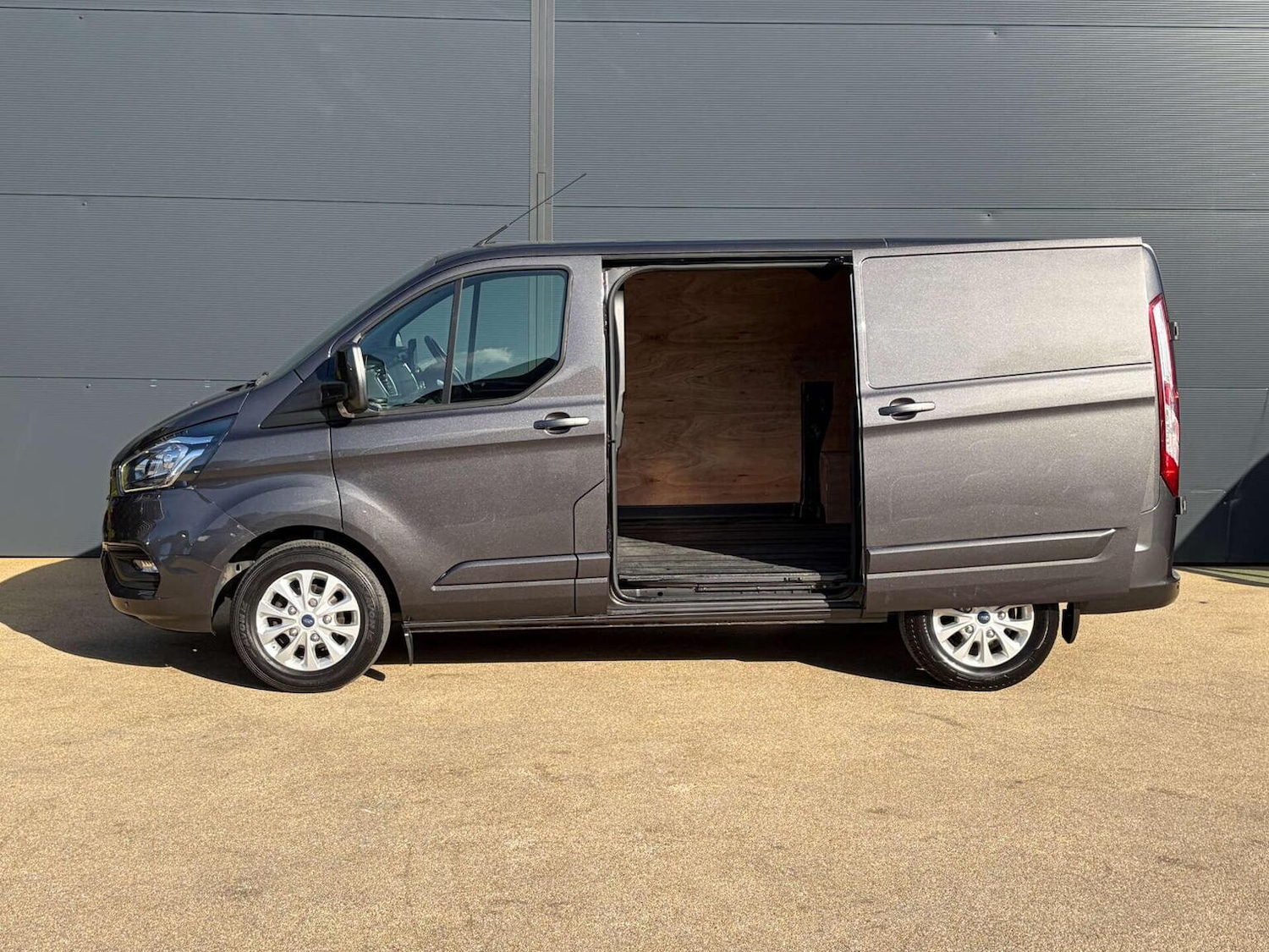 Used Ford Transit Custom 2022 for sale - 77897826: Photo 10