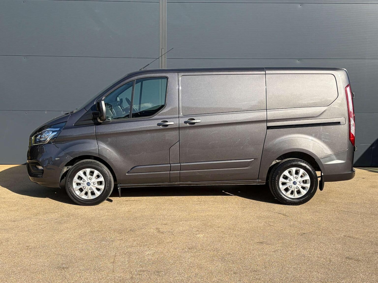 Used Ford Transit Custom 2022 for sale - 77897826: Photo 9