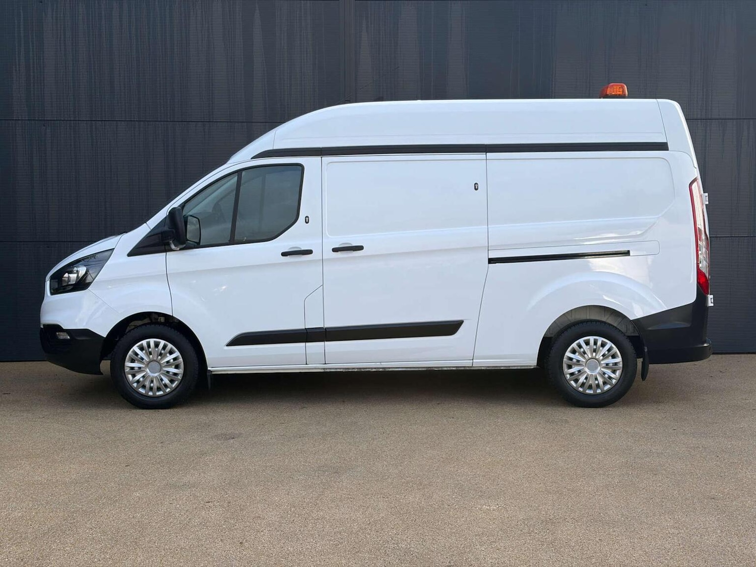 Used Ford Transit Custom 2022 for sale - 77438252: Photo 10