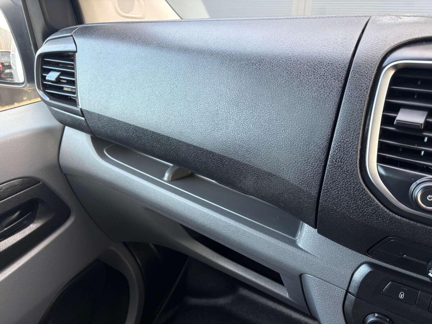 Used Citroen Dispatch 2020 for sale - 77073026: Photo 42