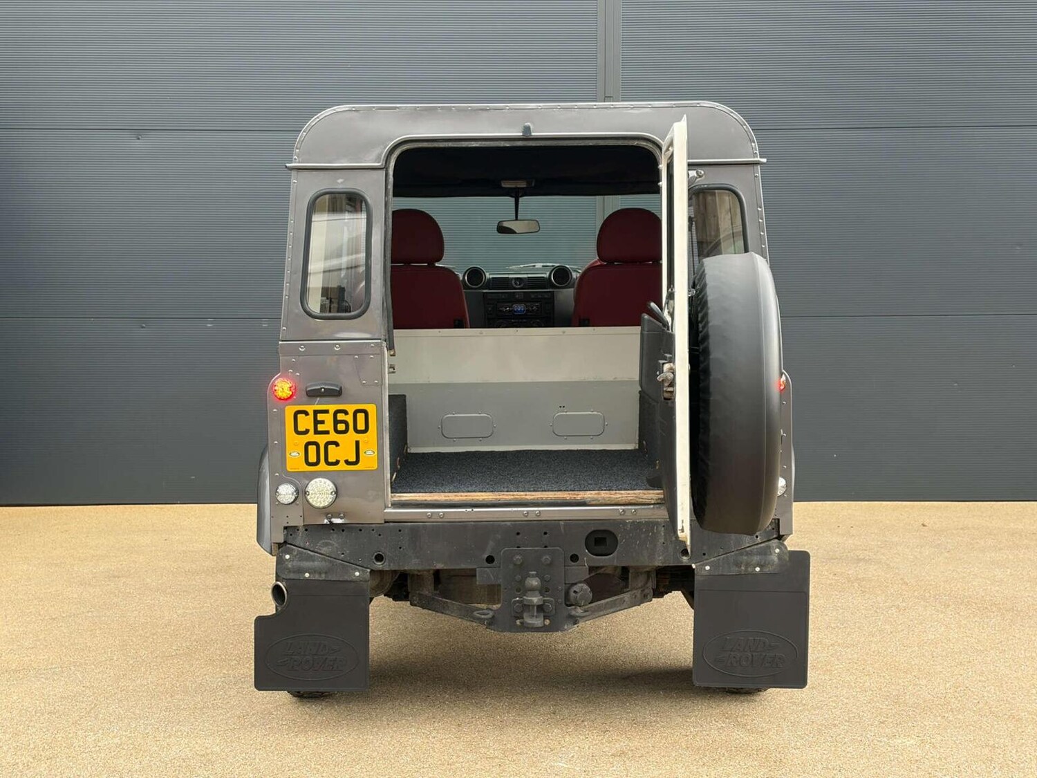 Used Land Rover Defender 2010 for sale - 77758987: Photo 13