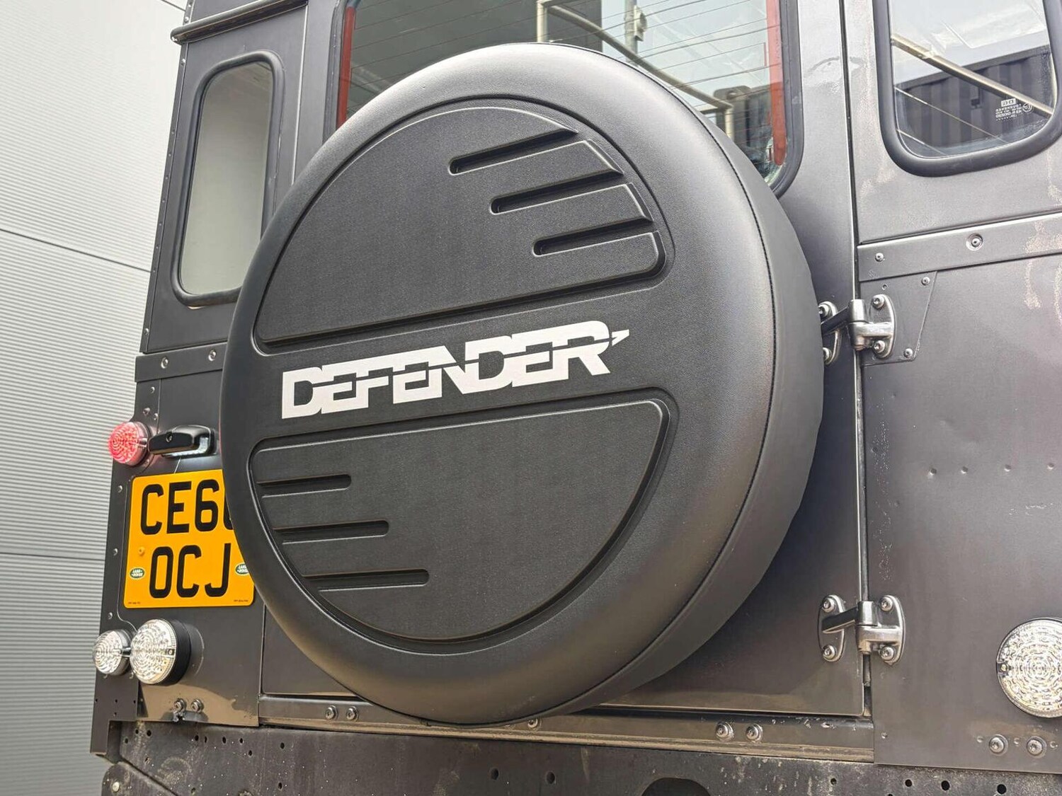 Used Land Rover Defender 2010 for sale - 77758987: Photo 14