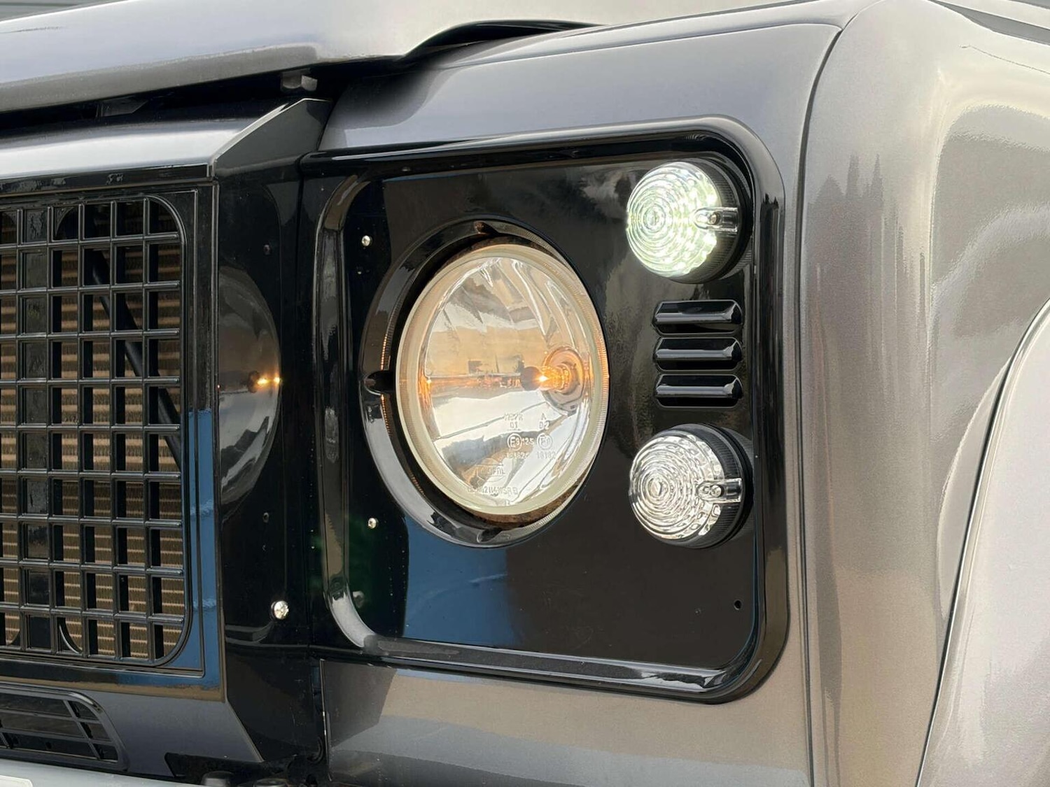 Used Land Rover Defender 2010 for sale - 77758987: Photo 17