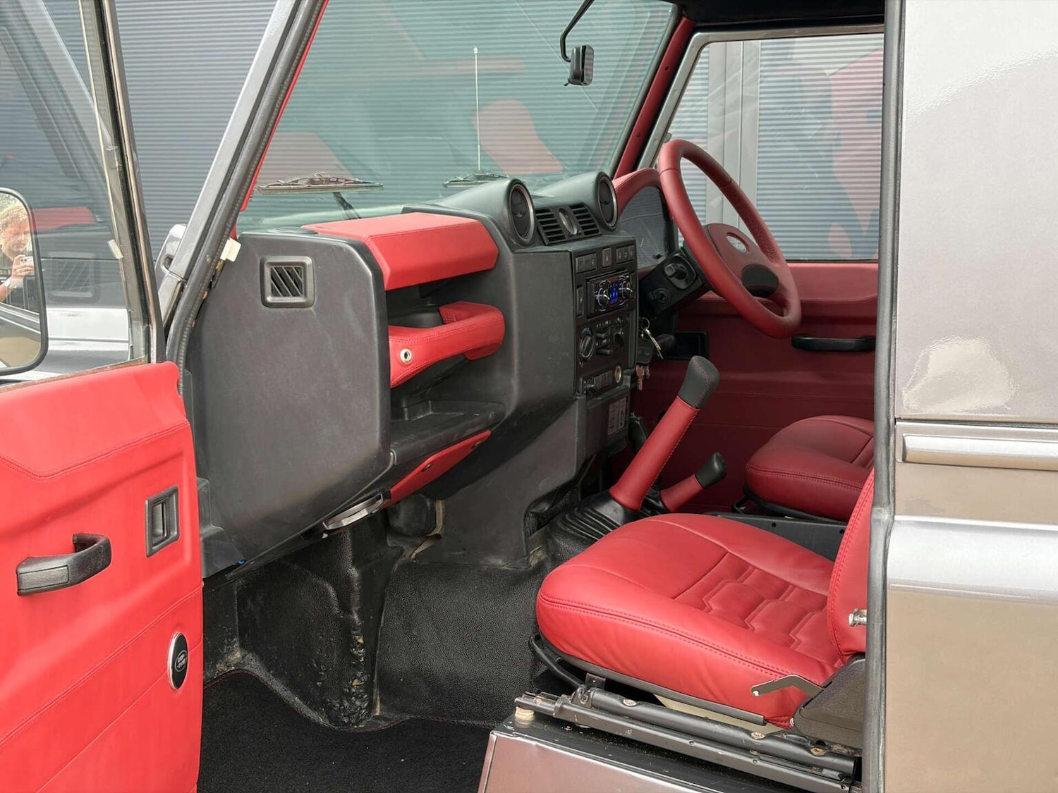 Used Land Rover Defender 2010 for sale - 77758987: Photo 25