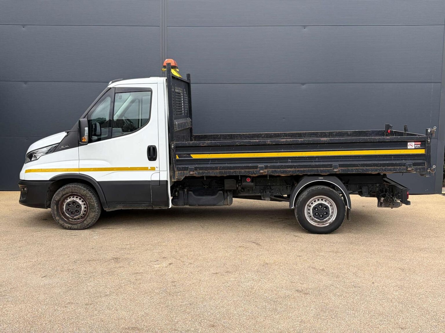 Used Iveco Daily 2023 for sale - 78198029: Photo 2