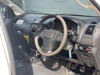 Used Isuzu D-Max 2016 for sale - 78552573: Photo