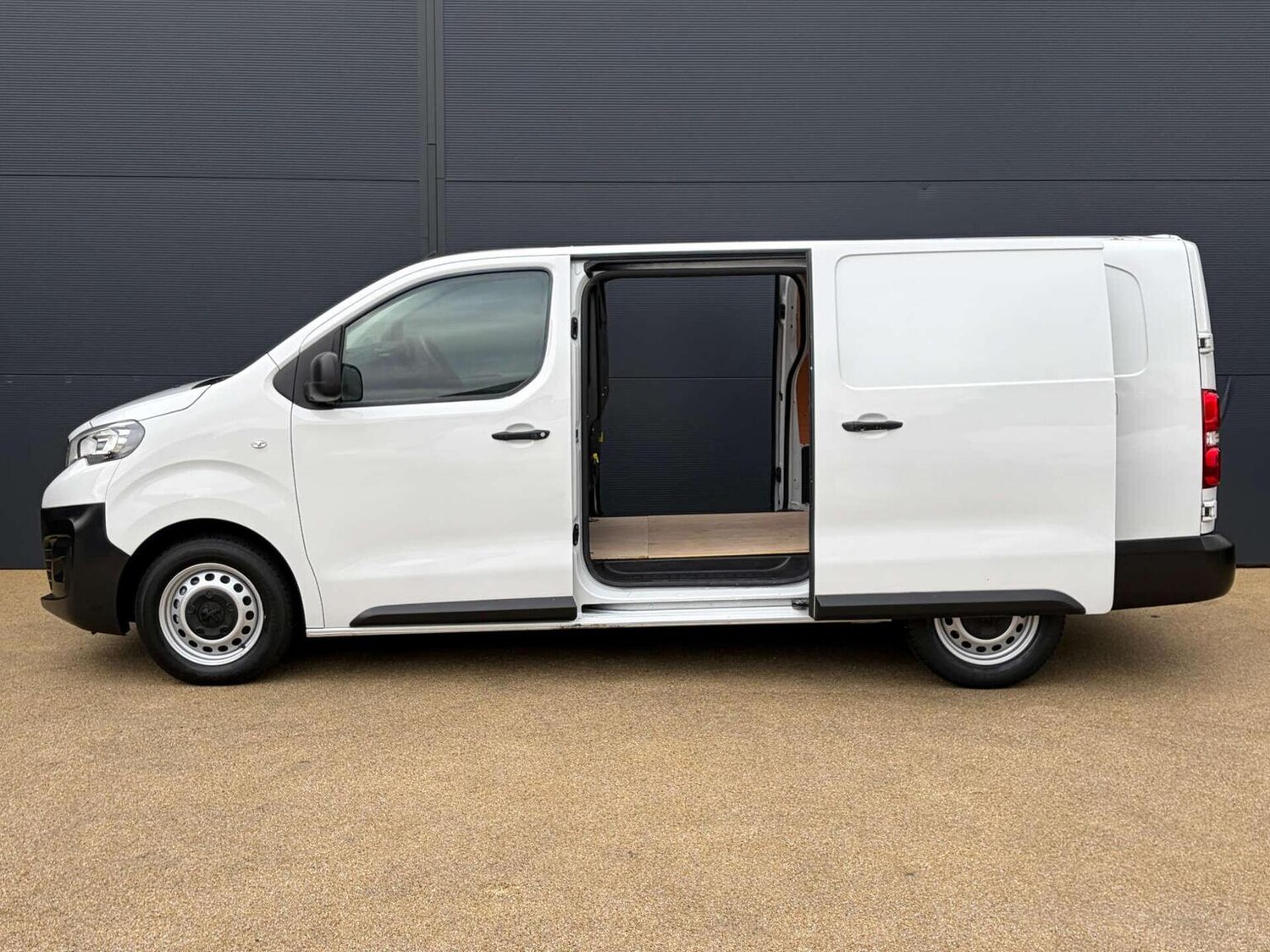 Used Peugeot Expert 2022 for sale - 77844909: Photo 13