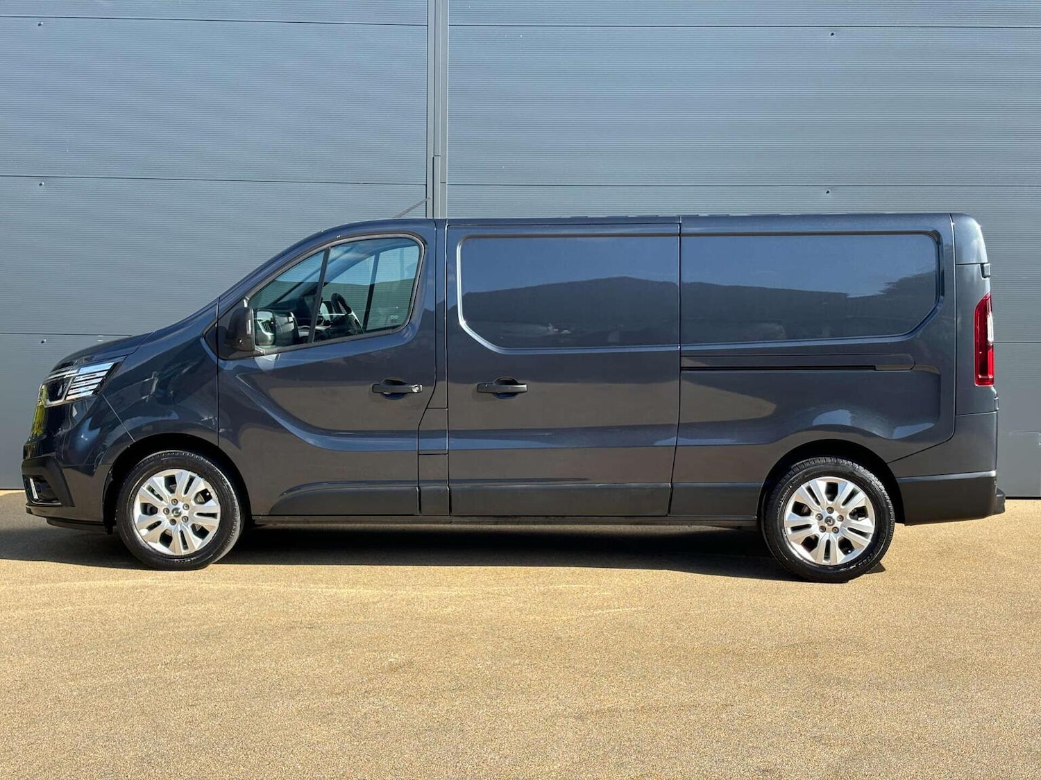 Used Renault Trafic 2022 for sale - 77409518: Photo 7