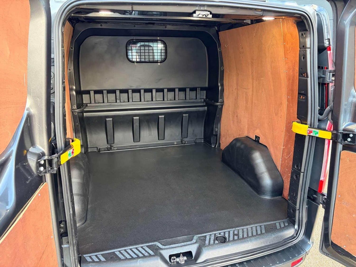 Used Ford Transit Custom 2022 for sale - 77189361: Photo 19