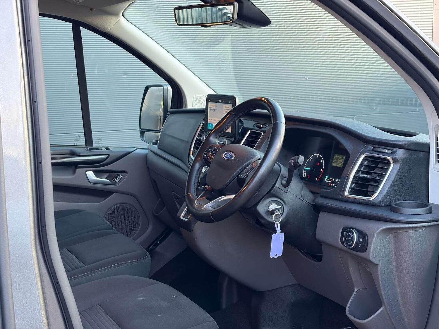 Used Ford Transit Custom 2022 for sale - 77189361: Photo 2