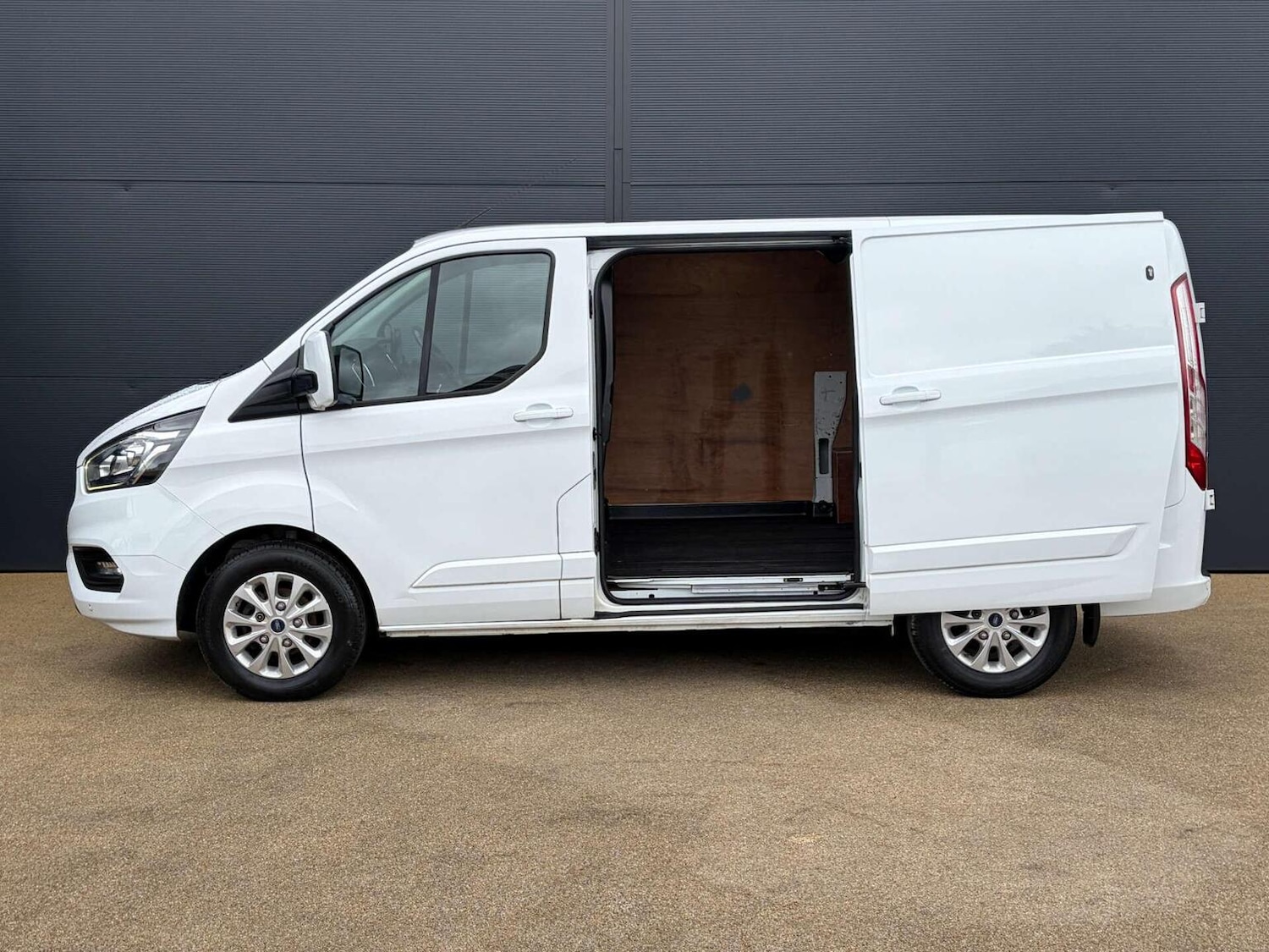 Used Ford Transit Custom 2020 for sale - 77921314: Photo 10