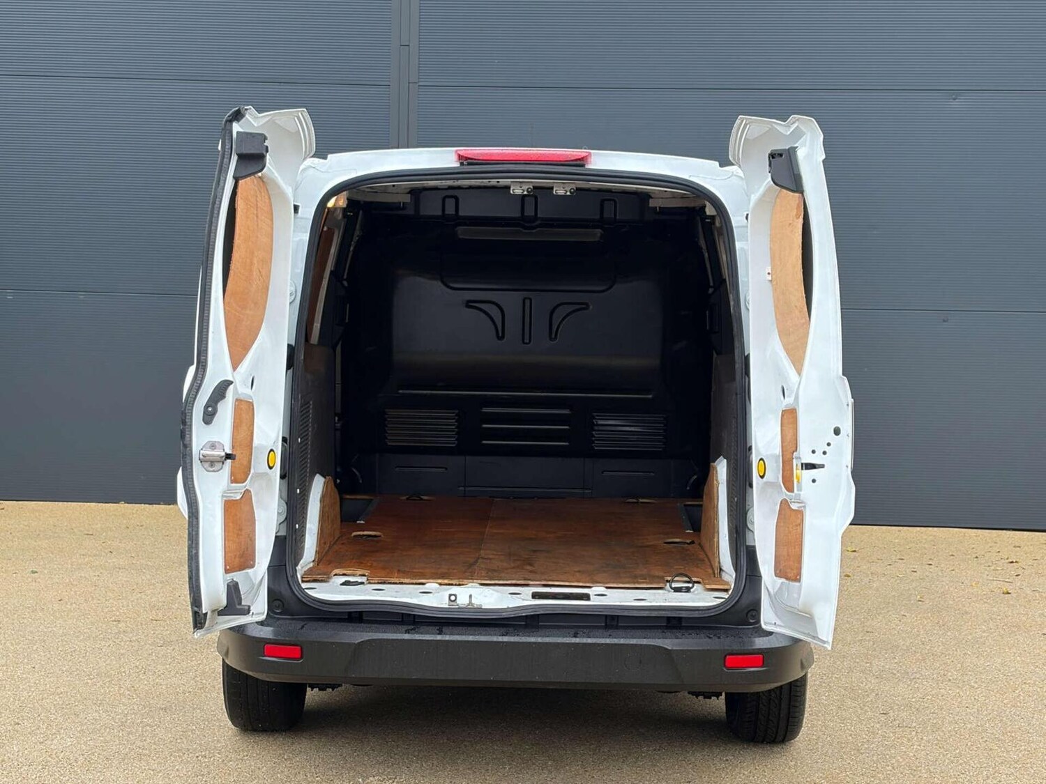 Used Ford Transit Connect 2023 for sale - 77438331: Photo 17