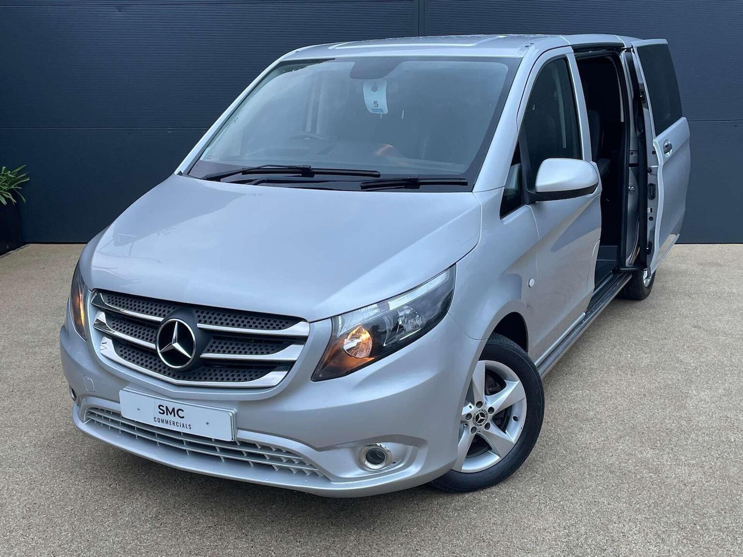 Used Mercedes-Benz Vito 2019 for sale - 76693053: Photo 4