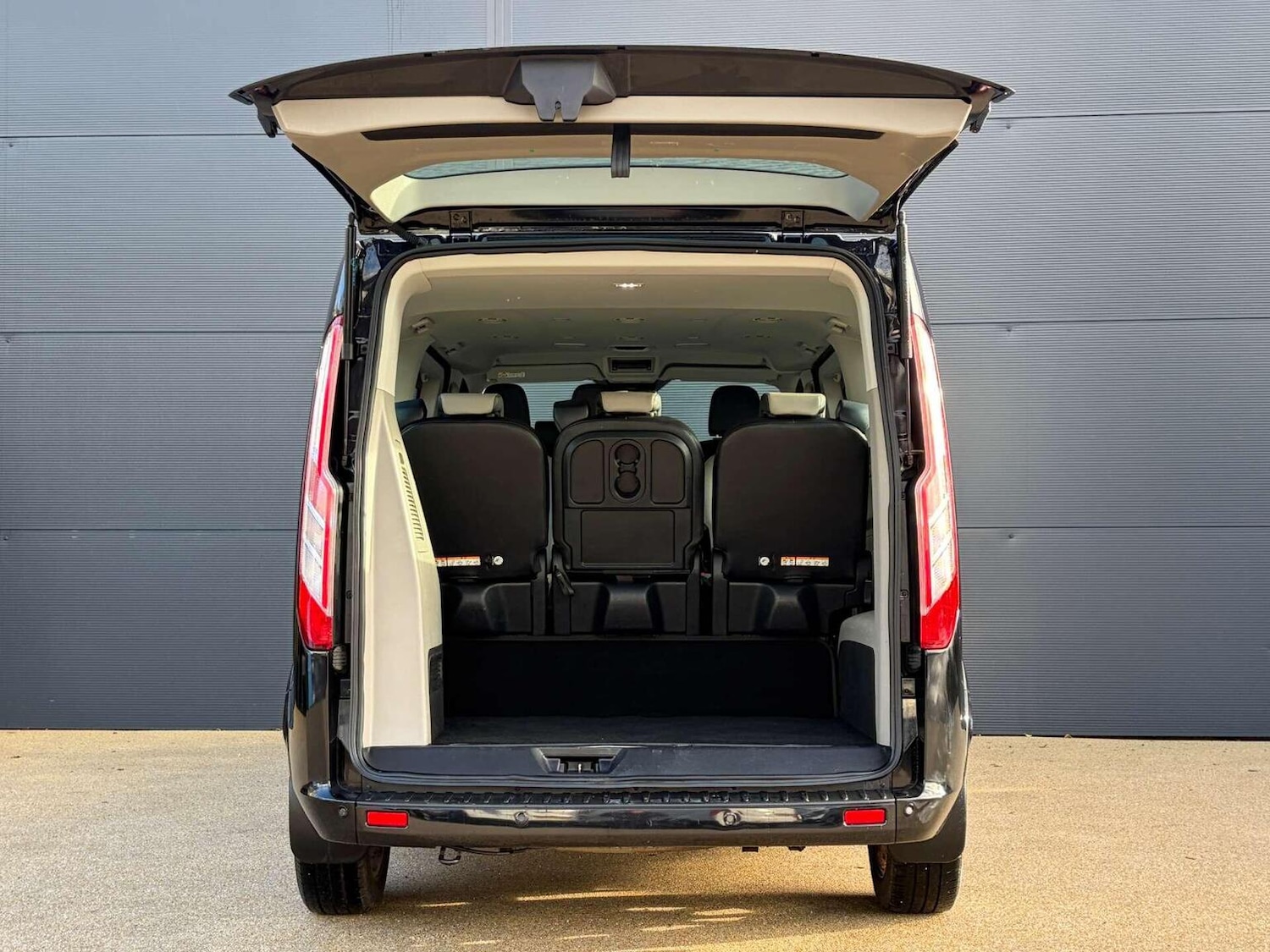 Used Ford Tourneo Custom 2022 for sale - 77289244: Photo 38