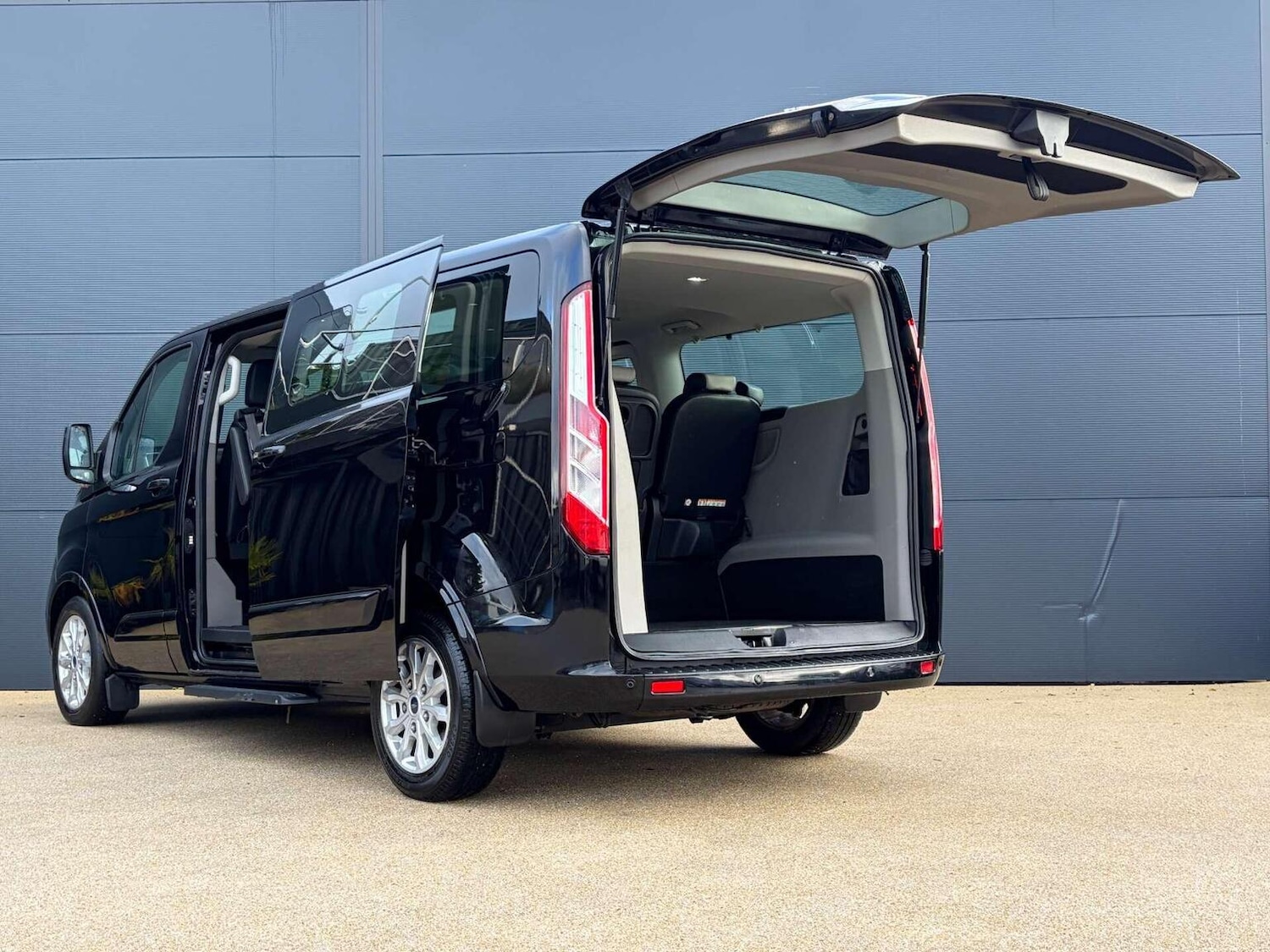 Used Ford Tourneo Custom 2022 for sale - 77289244: Photo 48