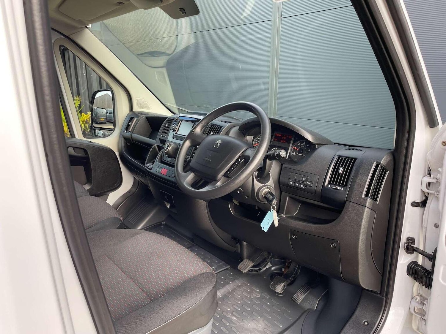 Used Peugeot Boxer 2022 for sale - 76769581: Photo 2