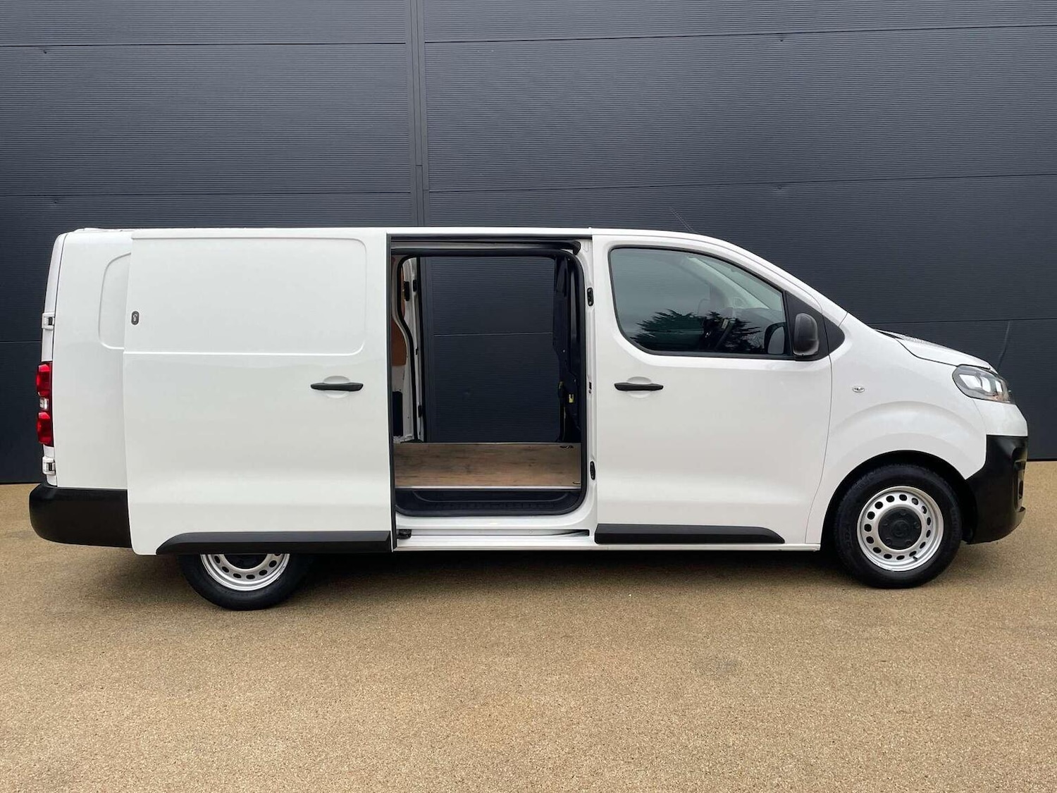 Used Vauxhall Vivaro 2022 for sale - 76571063: Photo 11