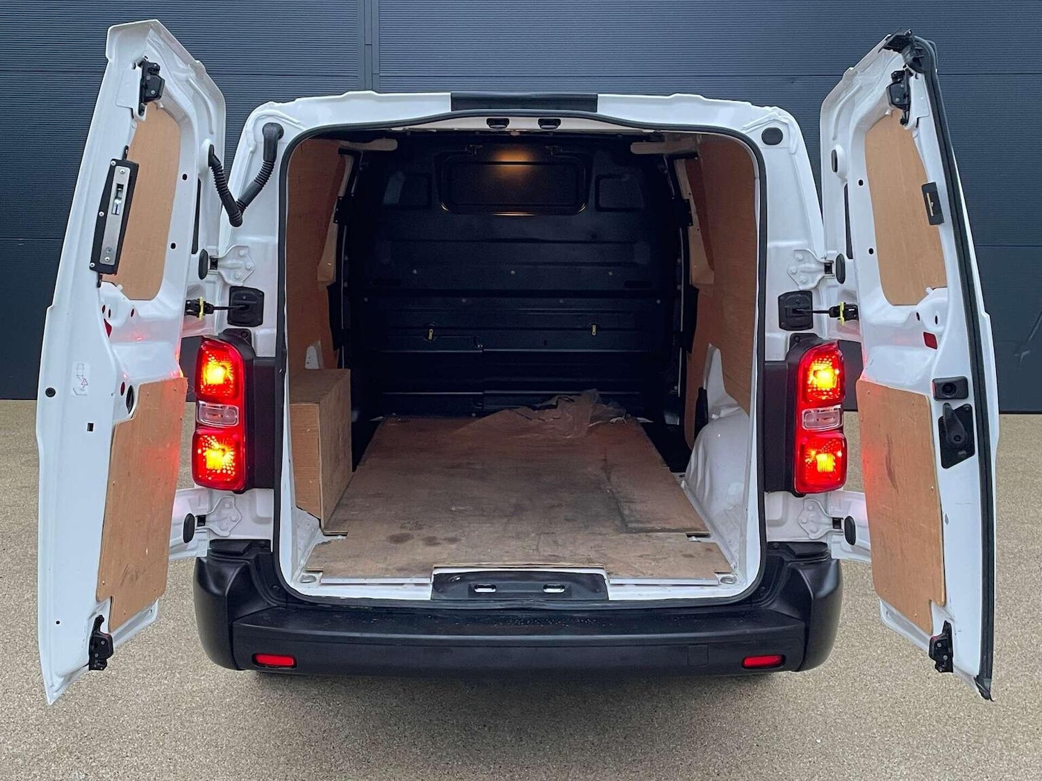 Used Vauxhall Vivaro 2022 for sale - 76571063: Photo 19