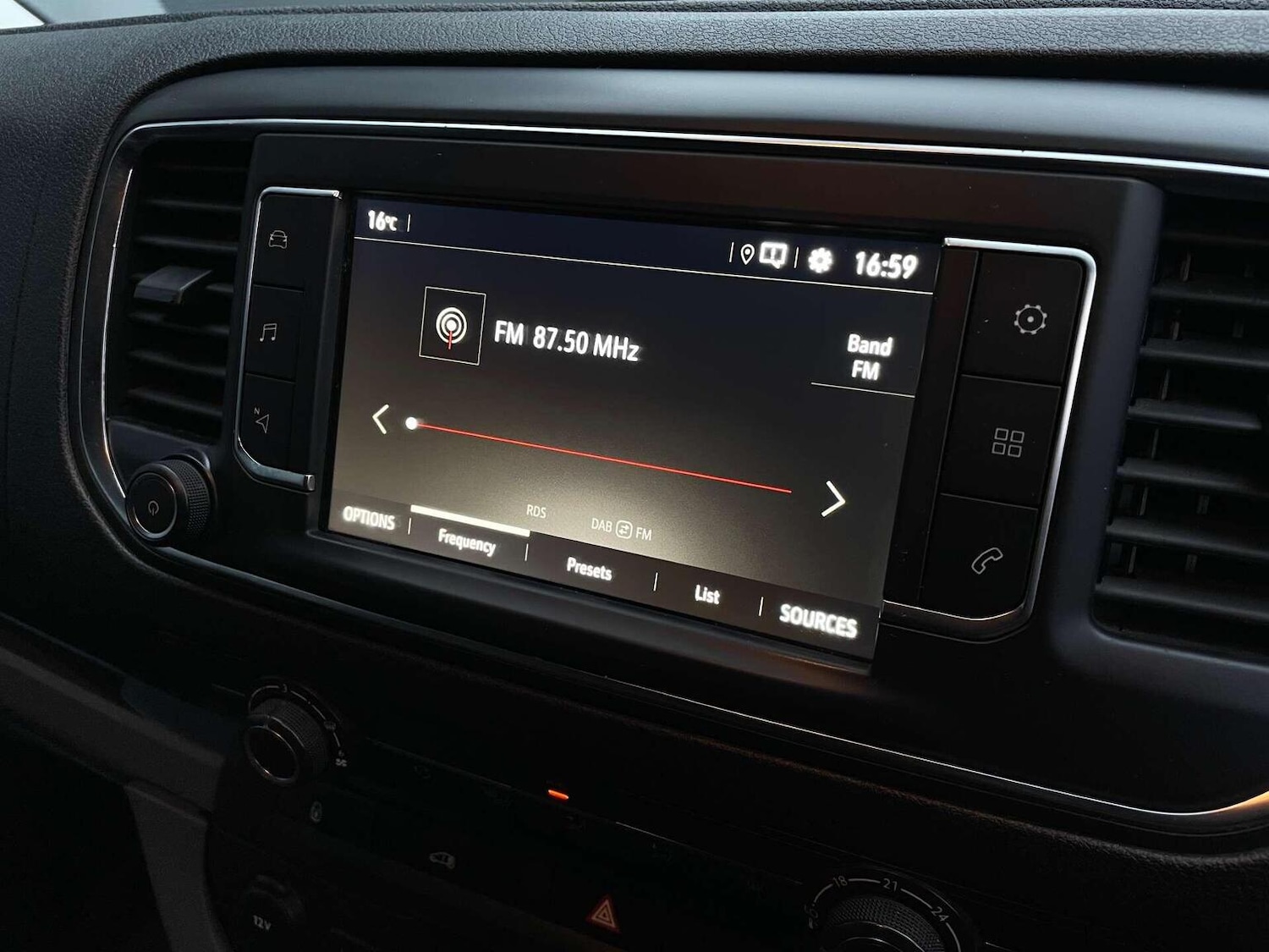 Used Vauxhall Vivaro 2022 for sale - 76571063: Photo 42