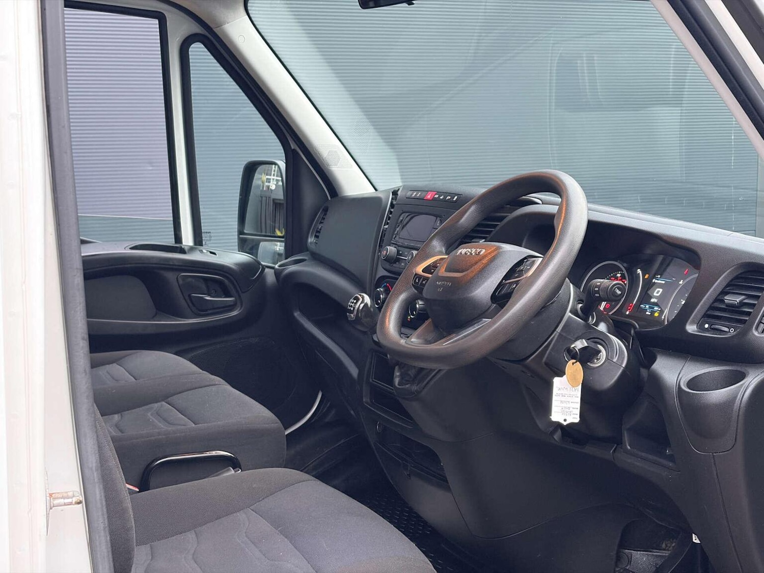 Used Iveco Daily 2021 for sale - 77572854: Photo 2