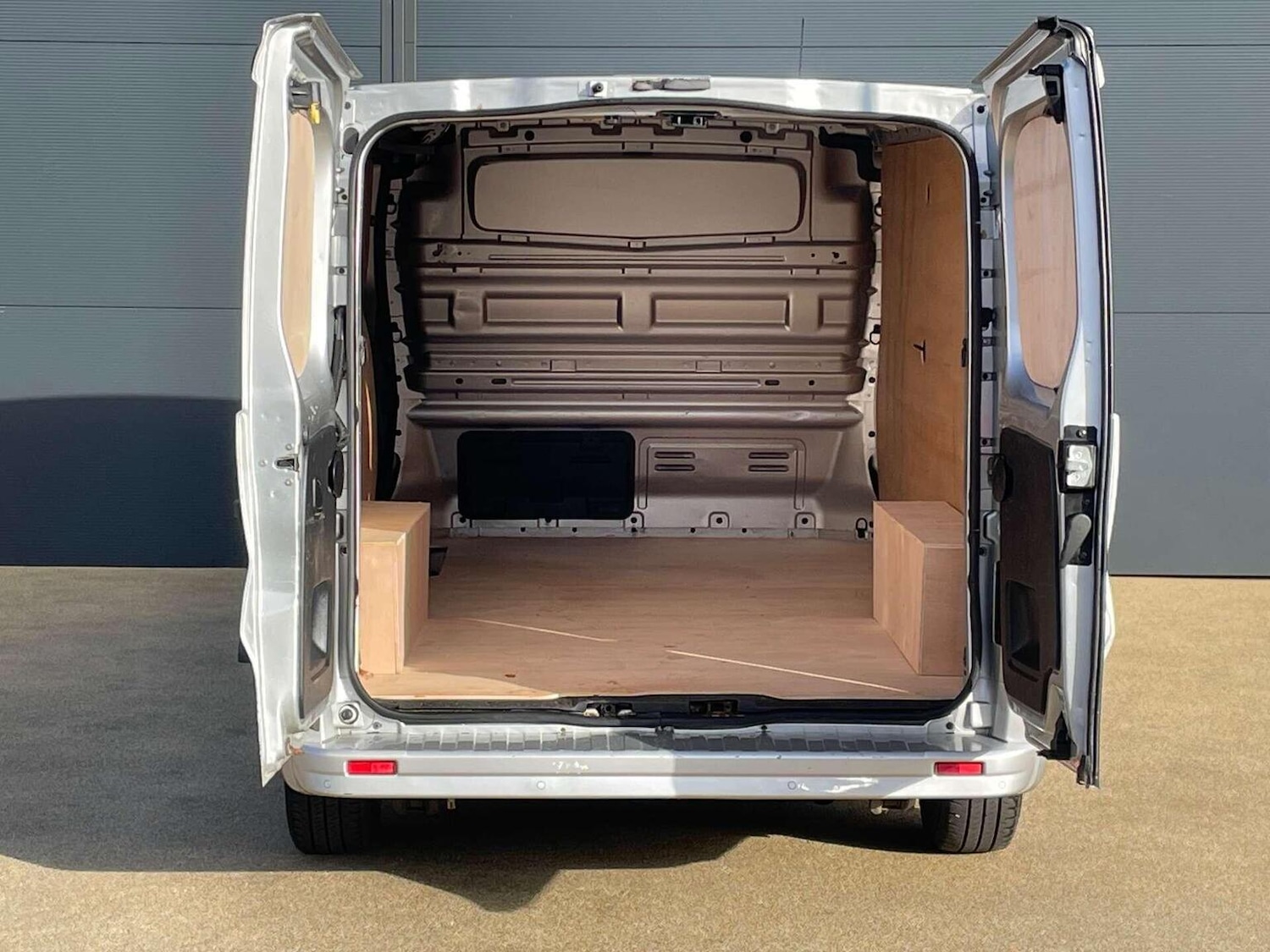 Used Vauxhall Vivaro 2018 for sale - 76427912: Photo 12