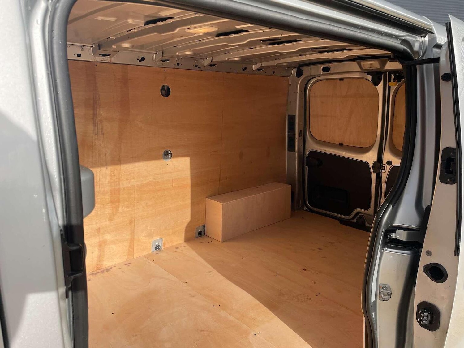 Used Vauxhall Vivaro 2018 for sale - 76427912: Photo 5