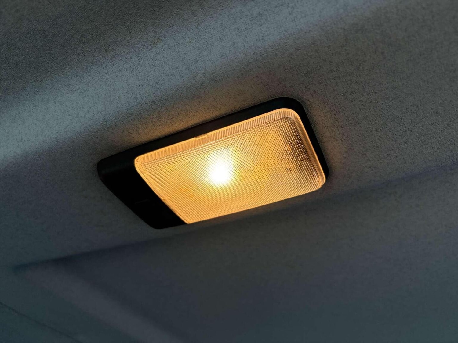 Used Land Rover Defender 90 2010 for sale - 76427911: Photo 40