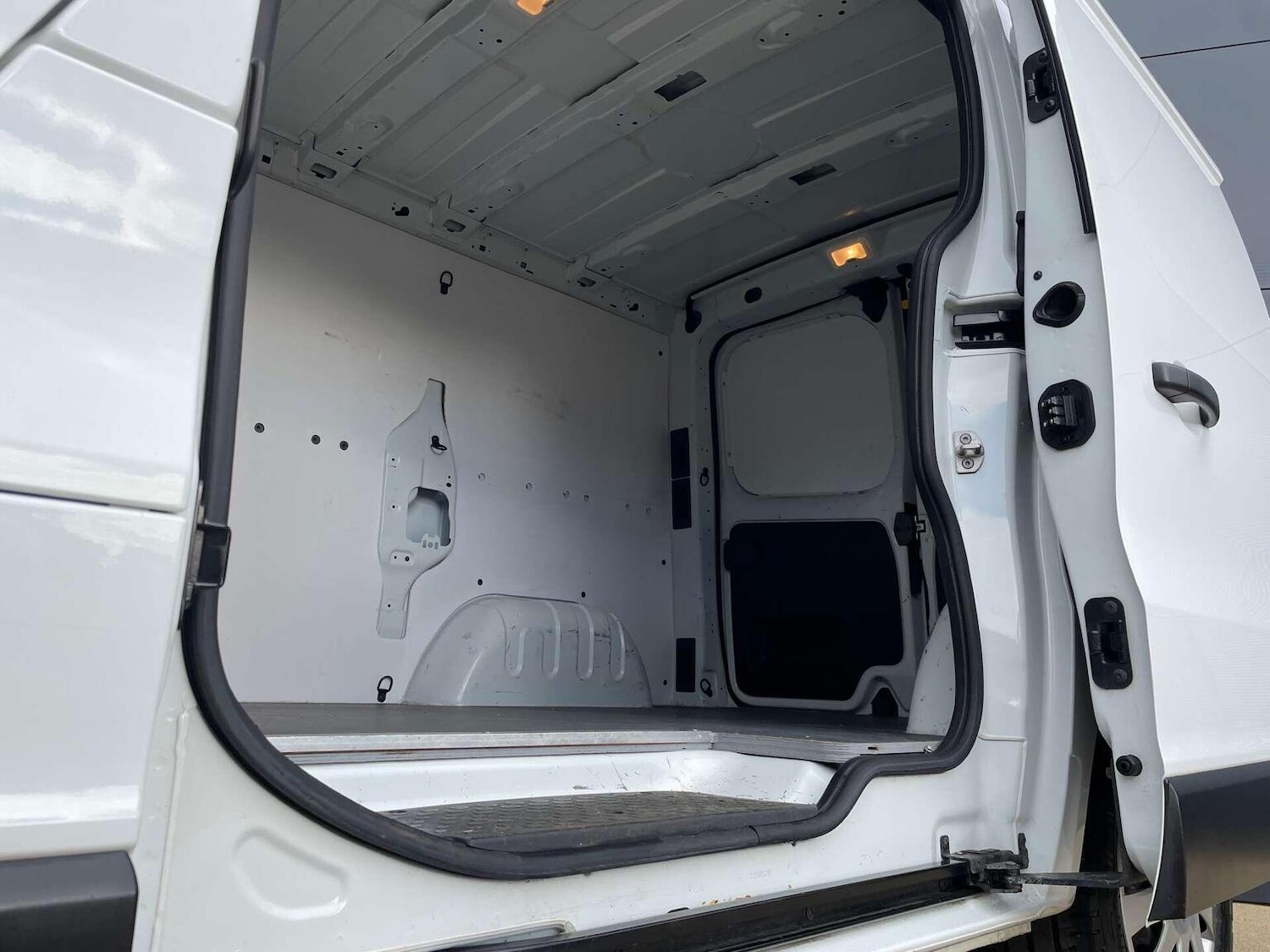 Used Renault Trafic 2021 for sale - 76427898: Photo 4