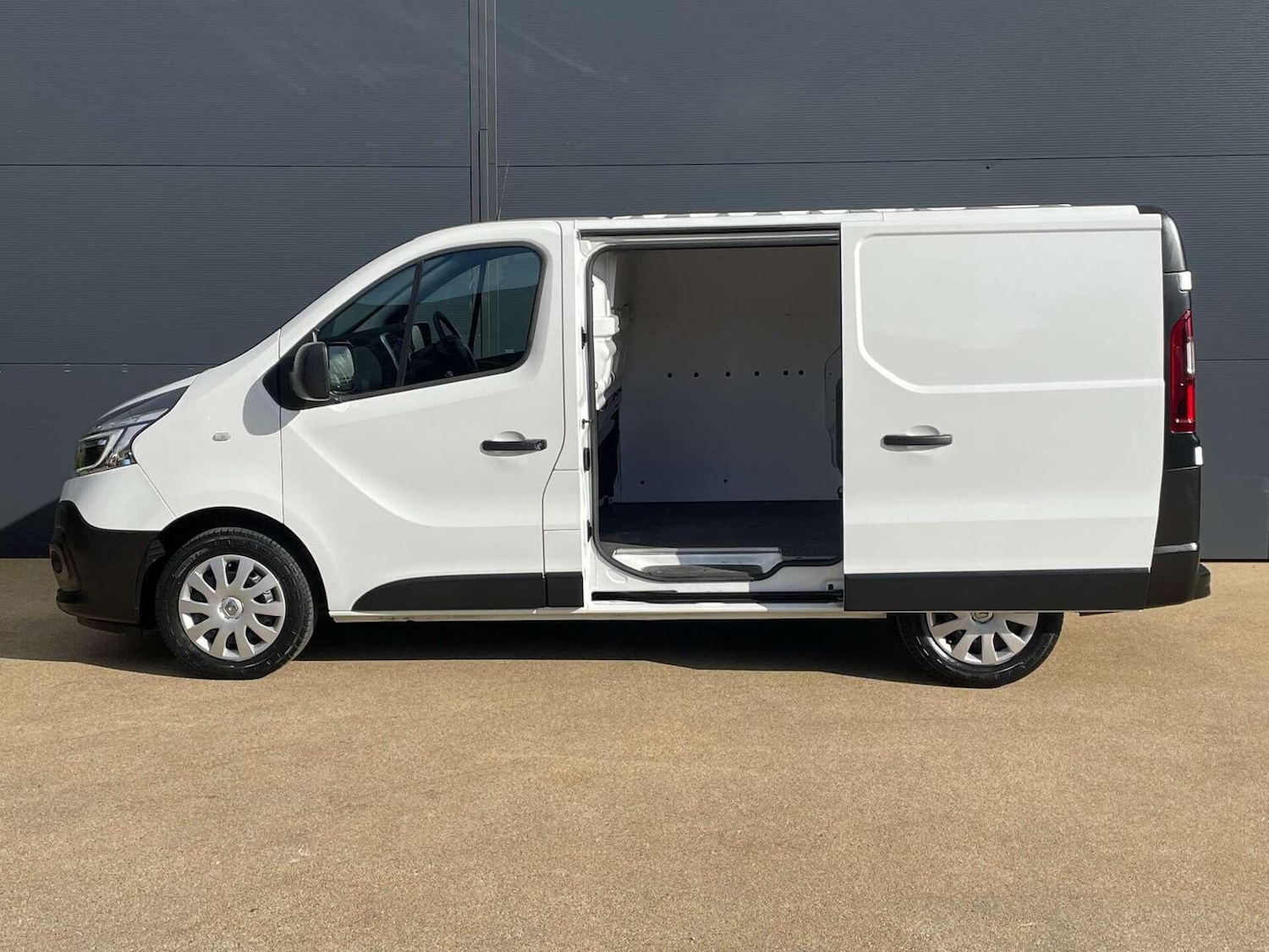 Used Renault Trafic 2021 for sale - 76427898: Photo 9