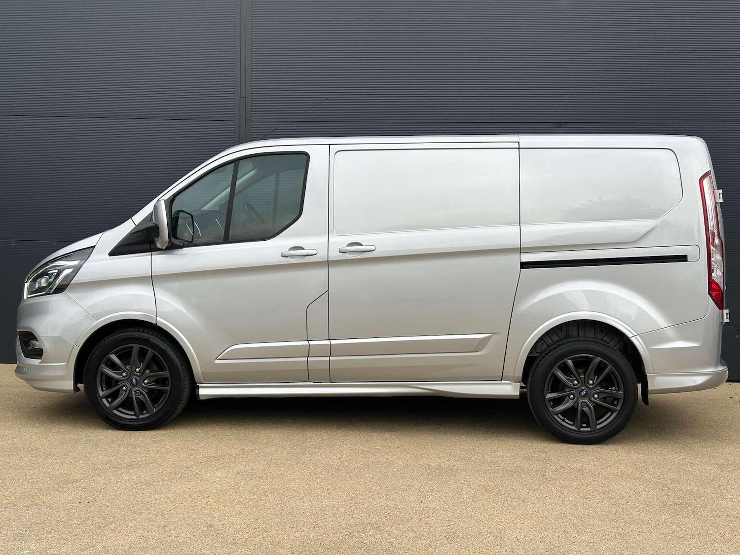 Used Ford Transit Custom 2019 for sale - 76427899: Photo 11