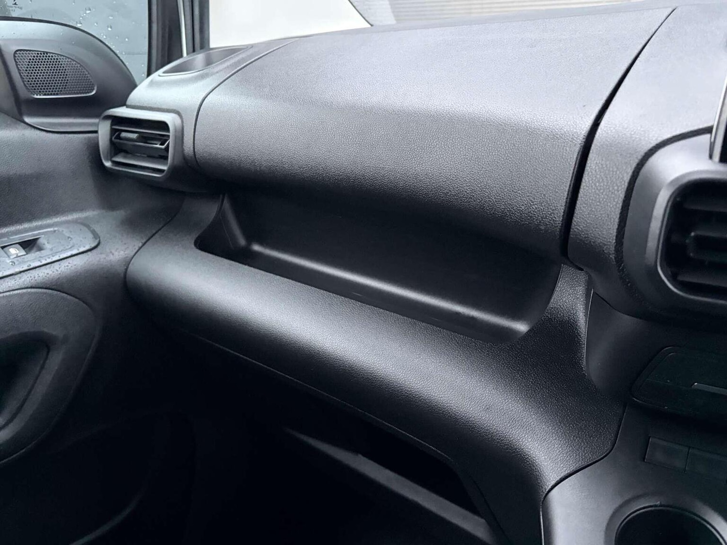 Used Peugeot Partner 2021 for sale - 77240299: Photo 42